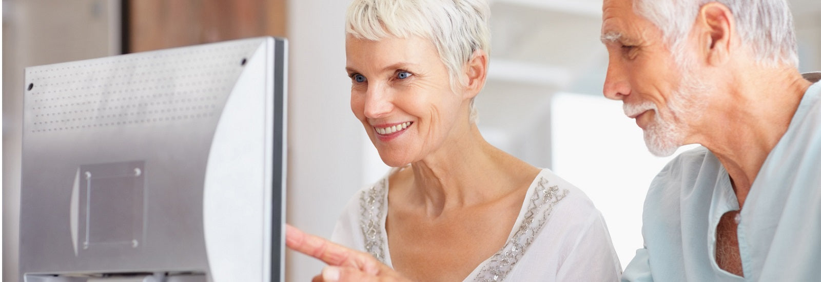 Comfortably Using Technology to Stay Independent – Dawn House